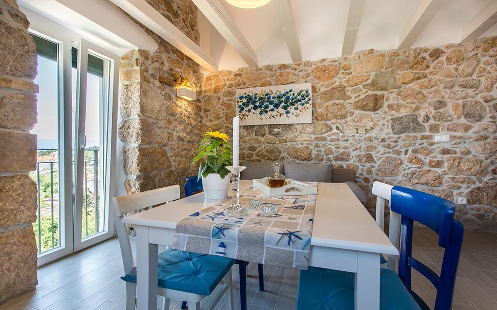 Apartman Bonaca Vrbnik Exteriör bild