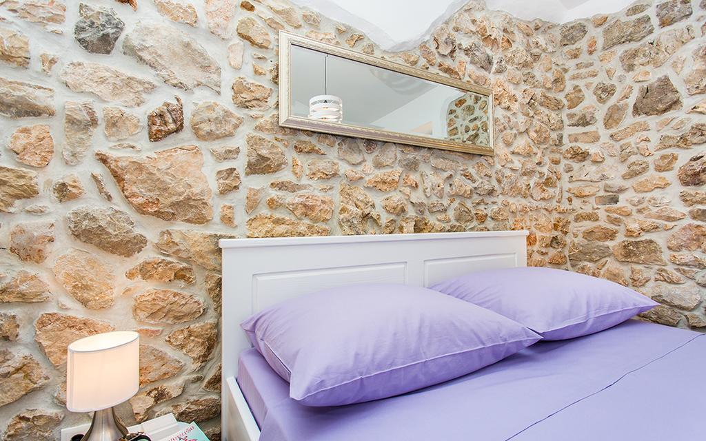 Apartman Bonaca Vrbnik Exteriör bild