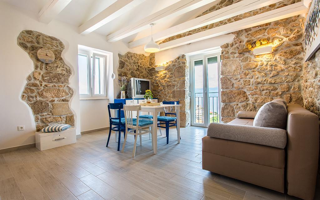 Apartman Bonaca Vrbnik Exteriör bild
